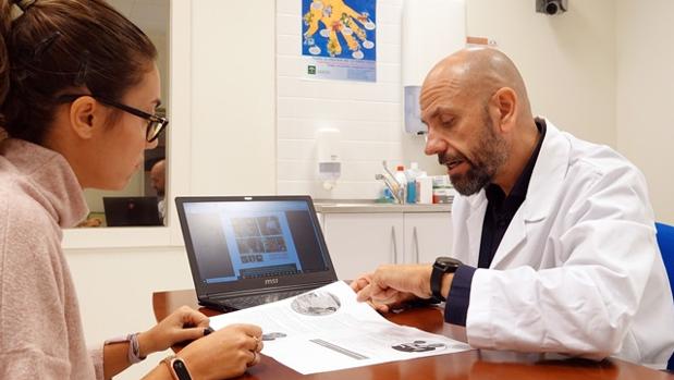 Un investigador de Málaga lidera el ensayo de un medicamento para prevenir el Covid-19 en mayores