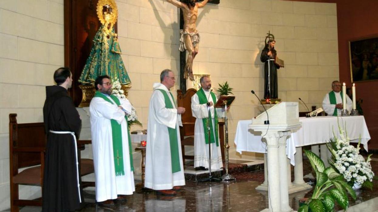 Parroquia Santa María de Guadalupe durante una celebración