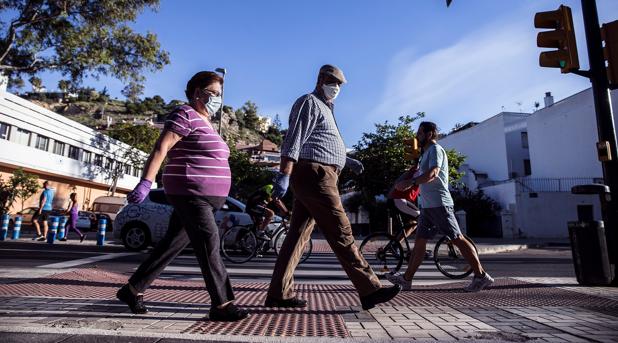 El 42 por ciento de la población de Andalucía está ya a sueldo del Estado tras la crisis del coronavirus