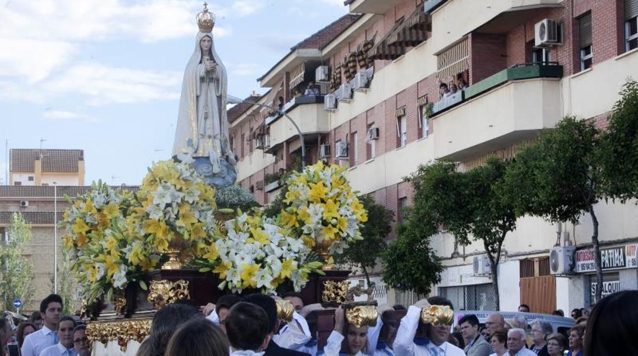 Procesión de la Virgen de Fátima en el 2016