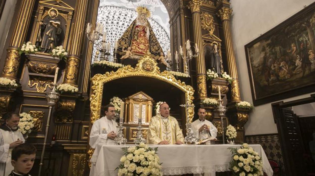 Misa pontificial a la Virgen de los Dolores oficiada por el Obispo de Guadix en 2019