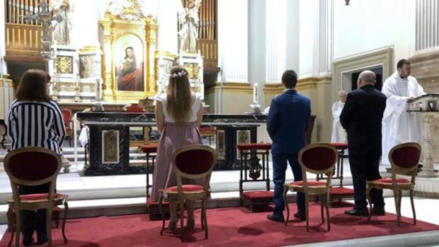 Desescalada en Andalucía: las bodas podrán tener hasta 100 invitados al aire libre