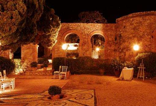 Imagen del interior del Castillo de Santa Catalina en Málaga