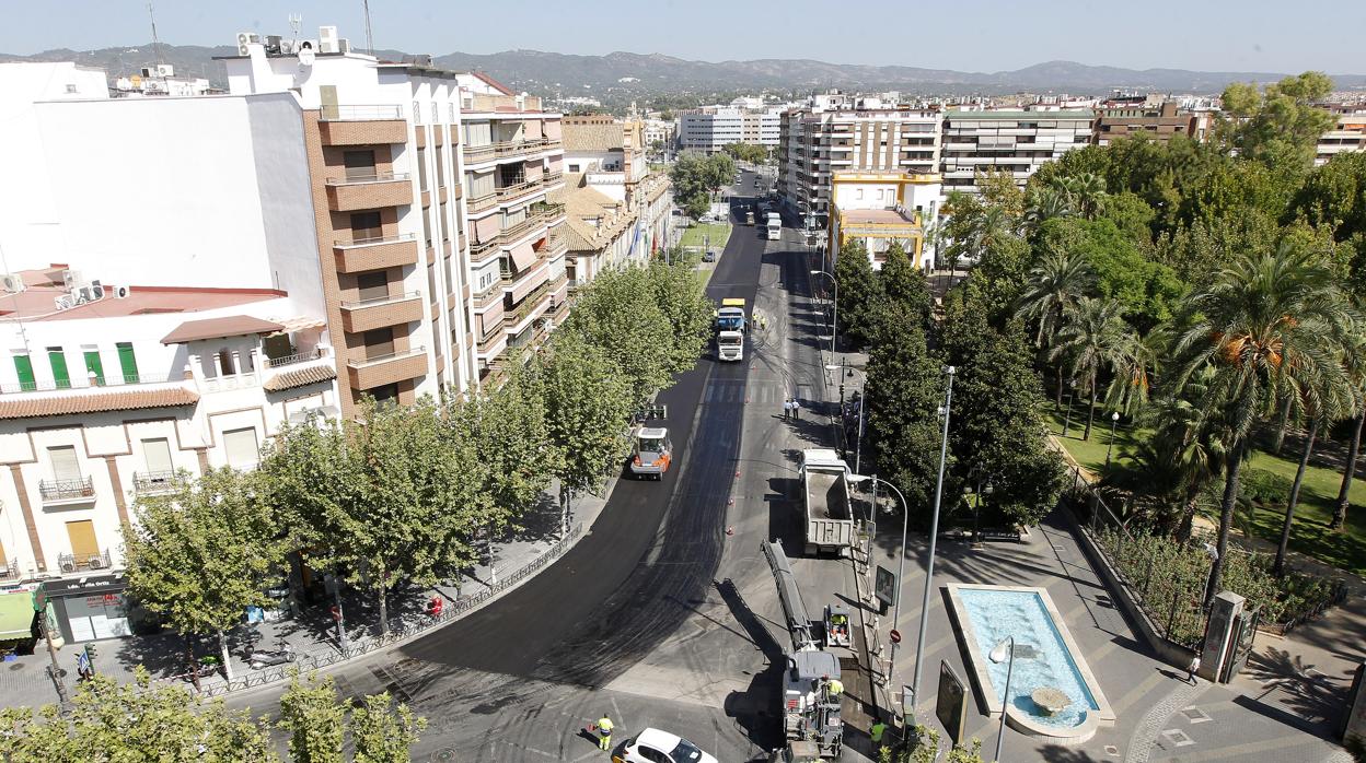 Asfaltado de la plaza de Colón