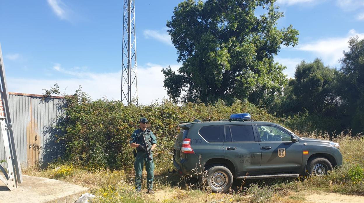 Un agente del dispositivo, en uno de los registros en Guadarranque