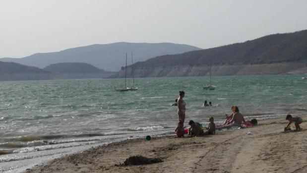 Las playas y parques de aventura de Córdoba se preparan para la reapertura