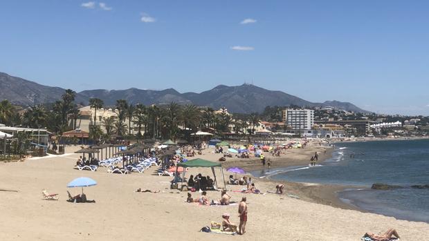 El turismo entre provincias no masifica las playas de Málaga el primer fin de semana en fase 3