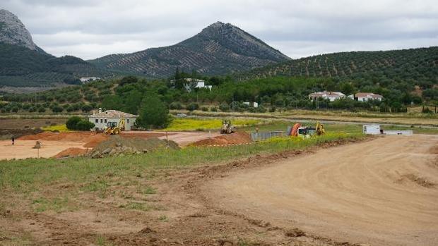 Una campaña de Adelante y PSOE tumba un proyecto de 100 empleos en Antequera