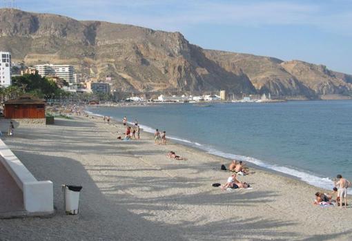 La playa de Aguadulce, en Roquetas de Mar