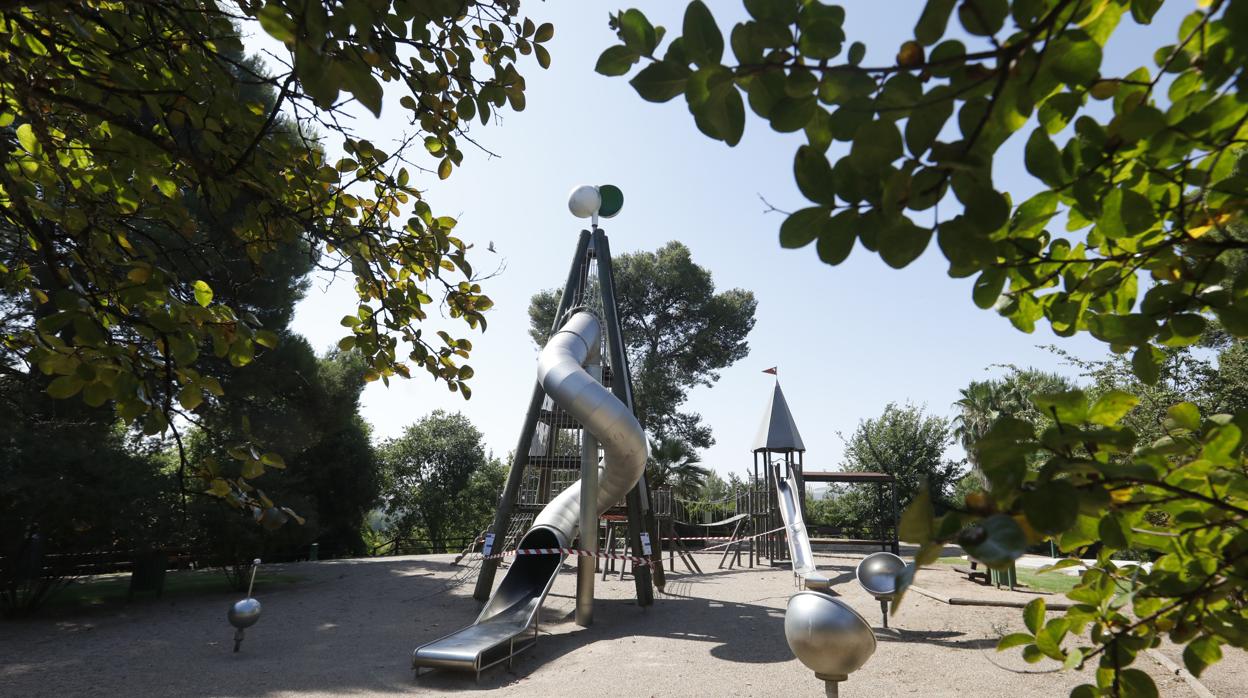 Uno de los toboganes de la Ciudad de los Niños de Córdoba