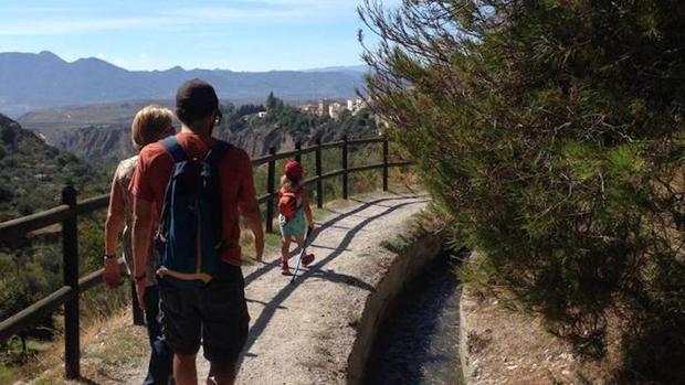 Muere un senderista de 34 años tras caer por un barranco en Jaén