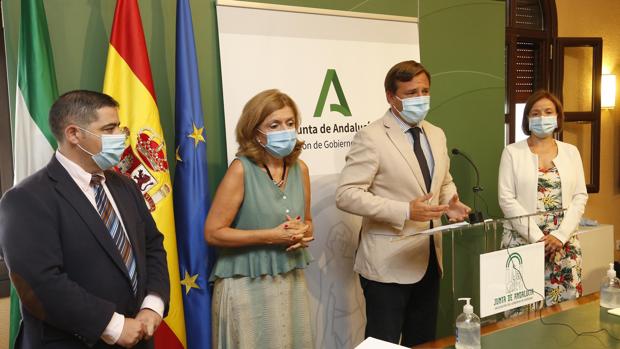 La Junta insta a las 2.000 personas con prueba PCR en Córdoba por el brote al aislamiento aun si es negativa