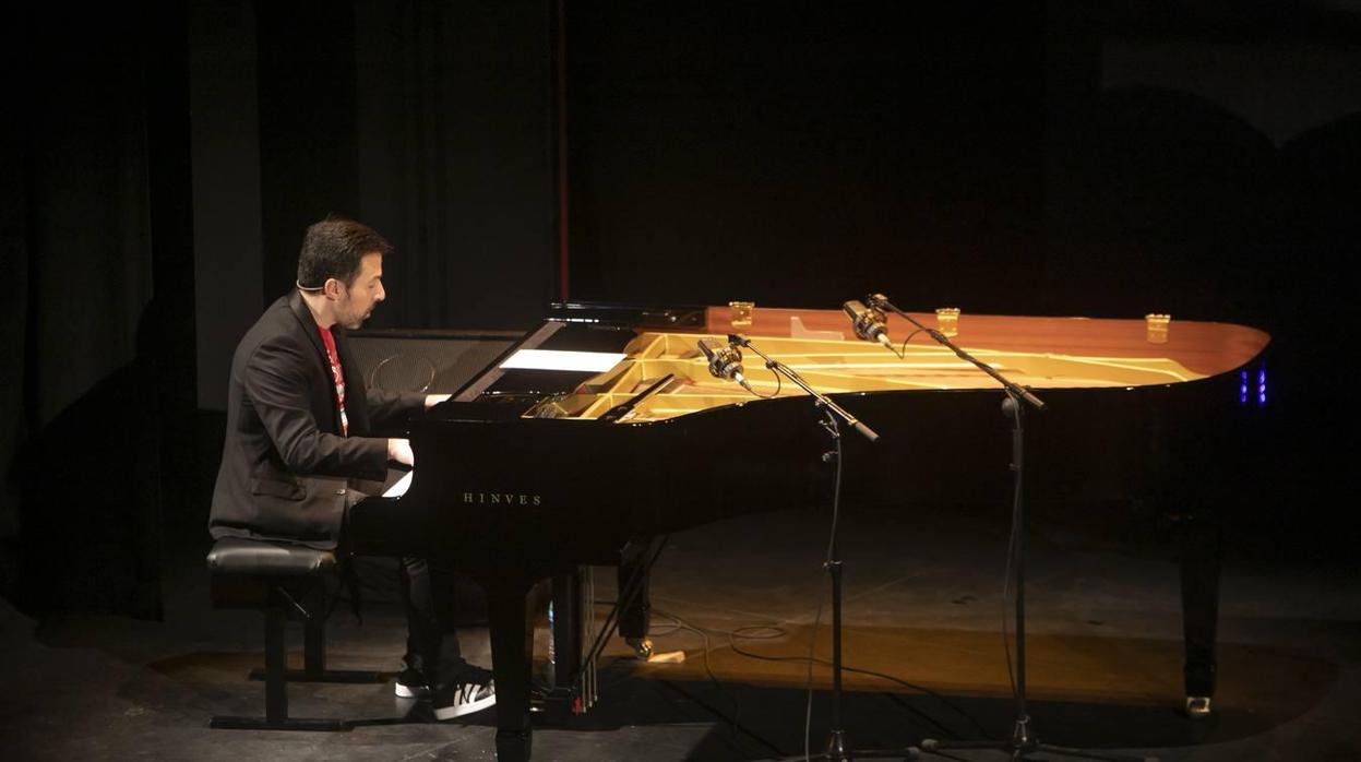 El pianista cordobés Alberto de Paz durante un concierto