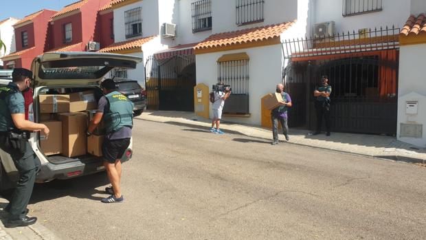 Caza al contrabando de tabaco procedente de Gibraltar