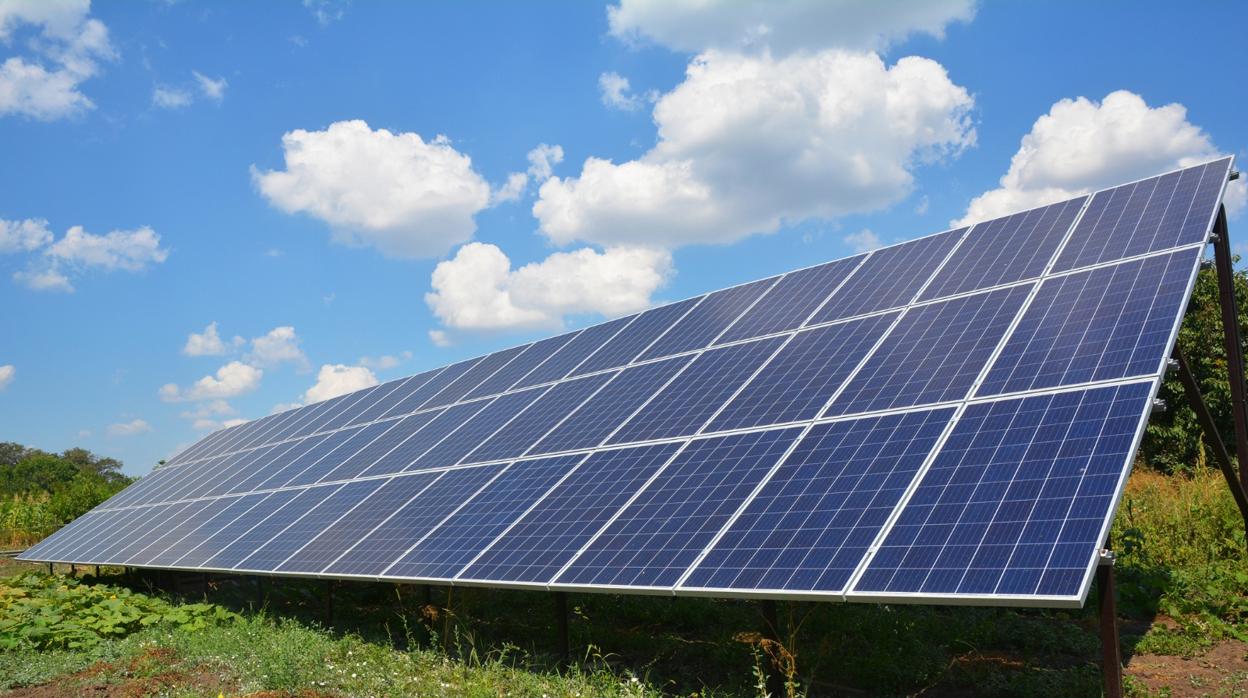 El proyecto es un parque con placas solares para generar electricidad