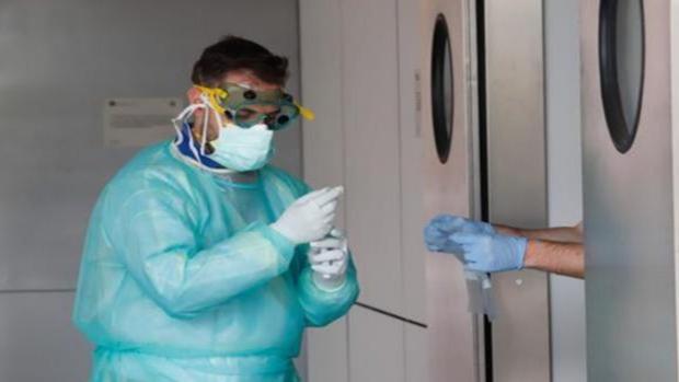 La Costa del Sol y Almería, puntos calientes de la pandemia de coronavirus en Andalucía