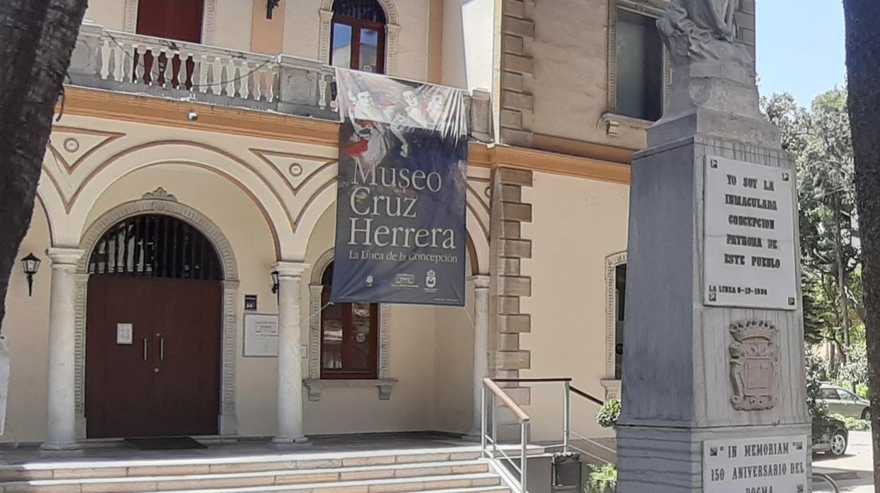 Imagen del Museo Cruz Herrera de La Línea, en cuyos soportales solía dormir la víctima