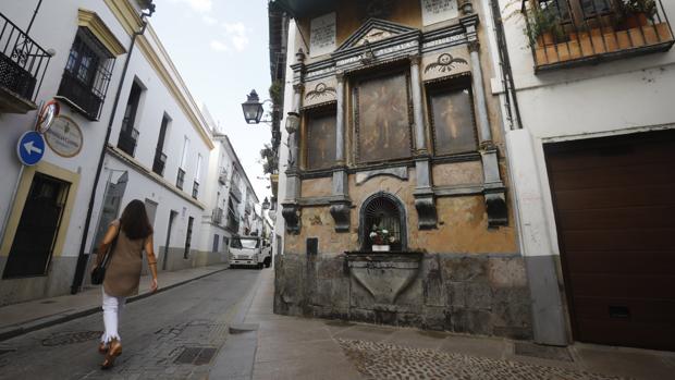 El altar de San Rafael de Córdoba | Avatares de un rincón de arte y fe popular