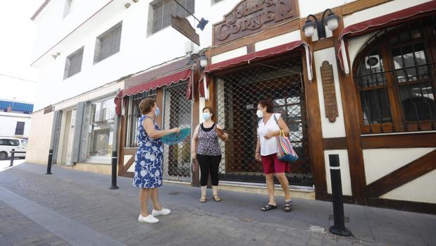 El temor de los vecinos de La Rambla: «La mayoría de positivos son asintomáticos y no sabes quién lo tiene»