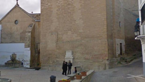 Un cura de Granada contagiado de coronavirus obliga a cancelar misas y desinfectar iglesias