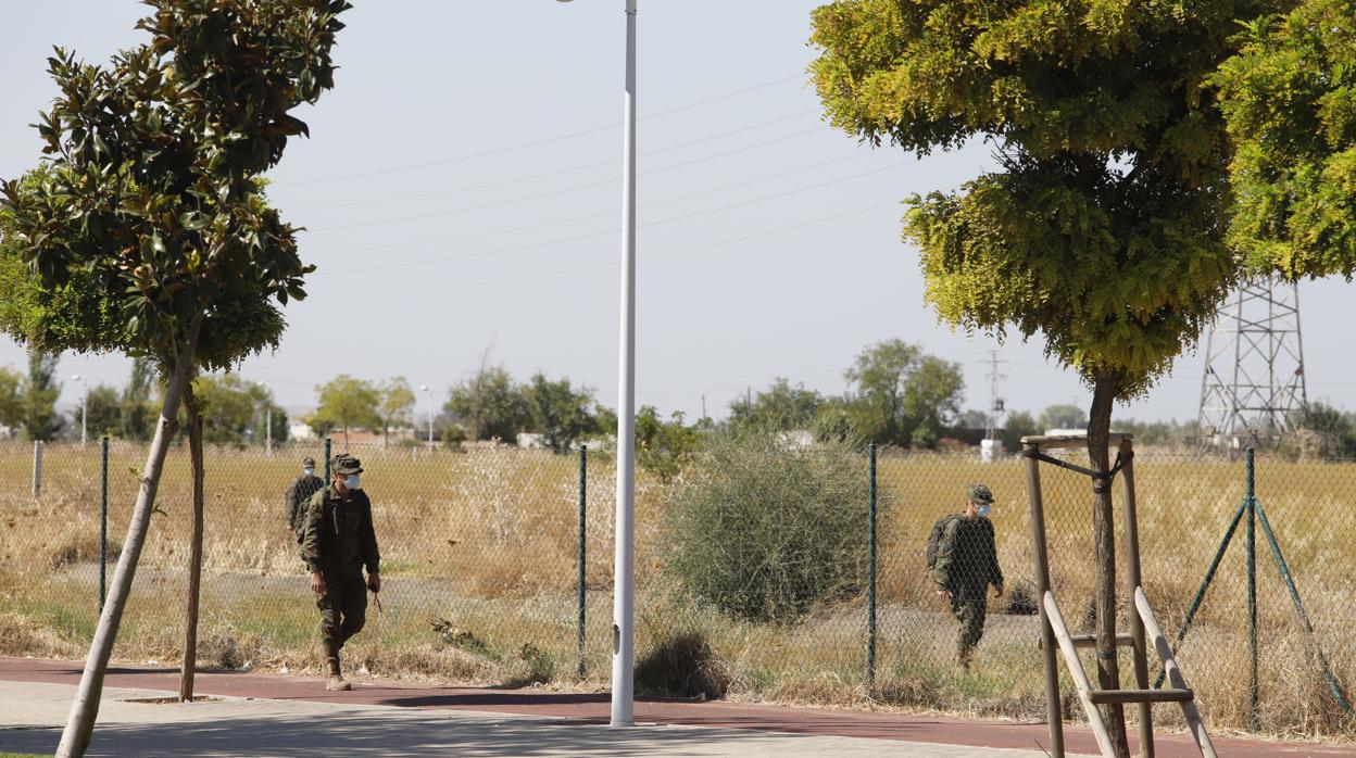 Militares en la zona oeste de la capital donde continúa este jueves la búsqueda de José Morilla