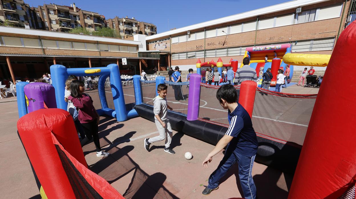 Actividades en el colegio Eduardo Lucena en Córdoba