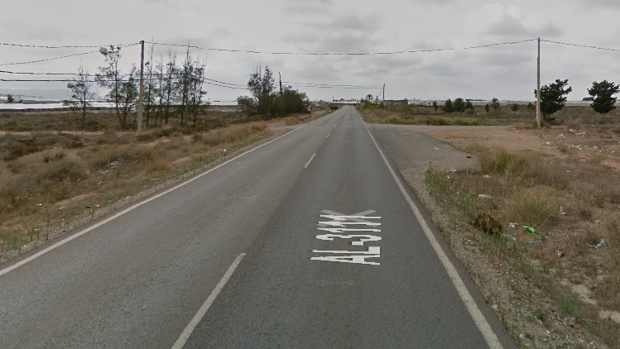 Muere un ciclista de 23 años atropellado por un coche en Níjar, en Almería
