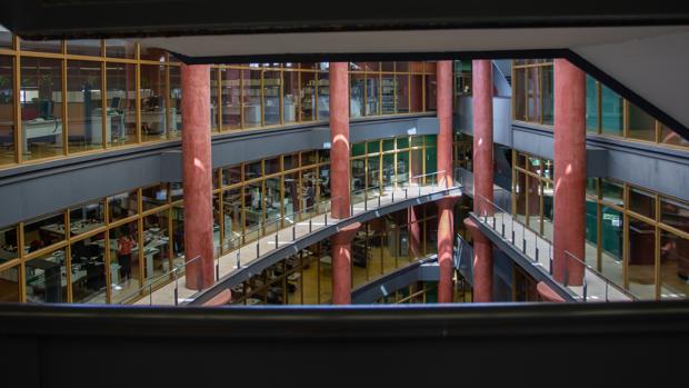 La Fiscalía Superior abre diligencias penales por las contrataciones exprés de interinos en la Junta