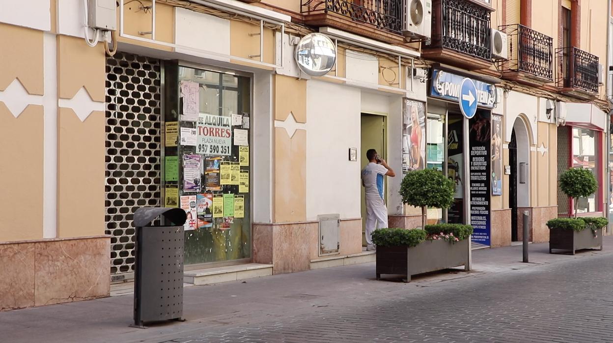 Local en el Centro de Lucena que se quiere convertir en casas de apuetas