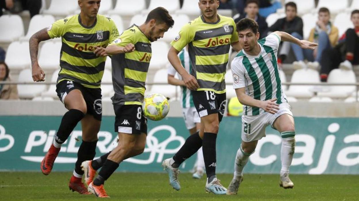 Javi Flores en el último partido que el Córdoba CF disputó ante el Sanluqueño