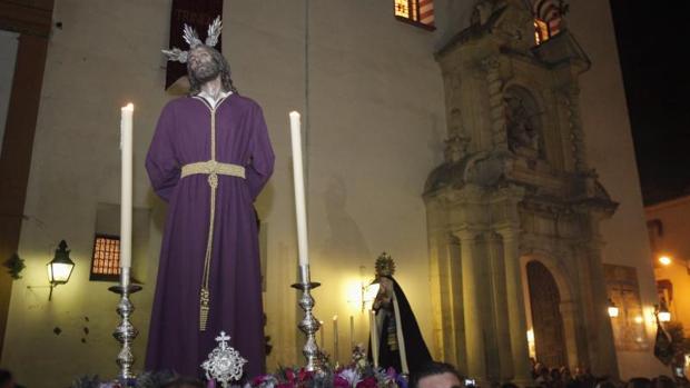 Las imágenes del Perdón amanecen este viernes en la parroquia de la Trinidad