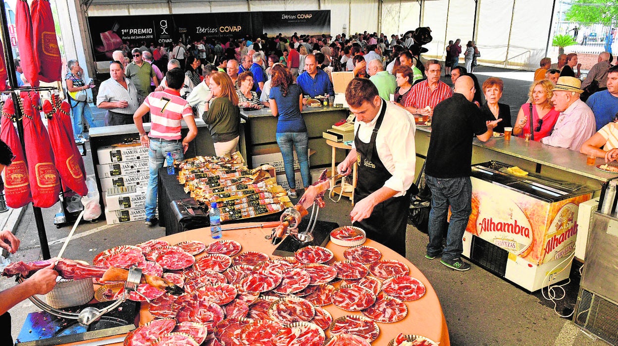 Feria del Jamón de Villanueva de Córdoba, en una edición anterior