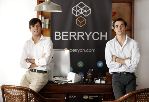 Jorge Rodríguez y Gonzalo Lechuga, en su empresa Berrych