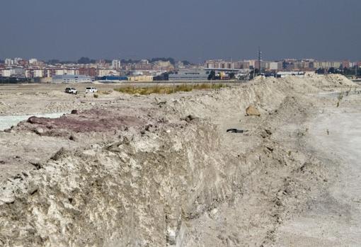 Existe un plan para confinar en balsas los fosfoyesos que Fertiberia ha depositado durante décandas en el que es hoy el mayor vertedero industrial de Europa