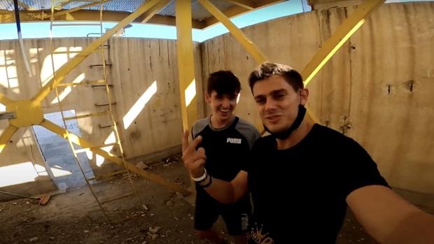 Dos «youtubers» se cuelan en el edificio de Correos de Málaga, abandonado desde hace una década