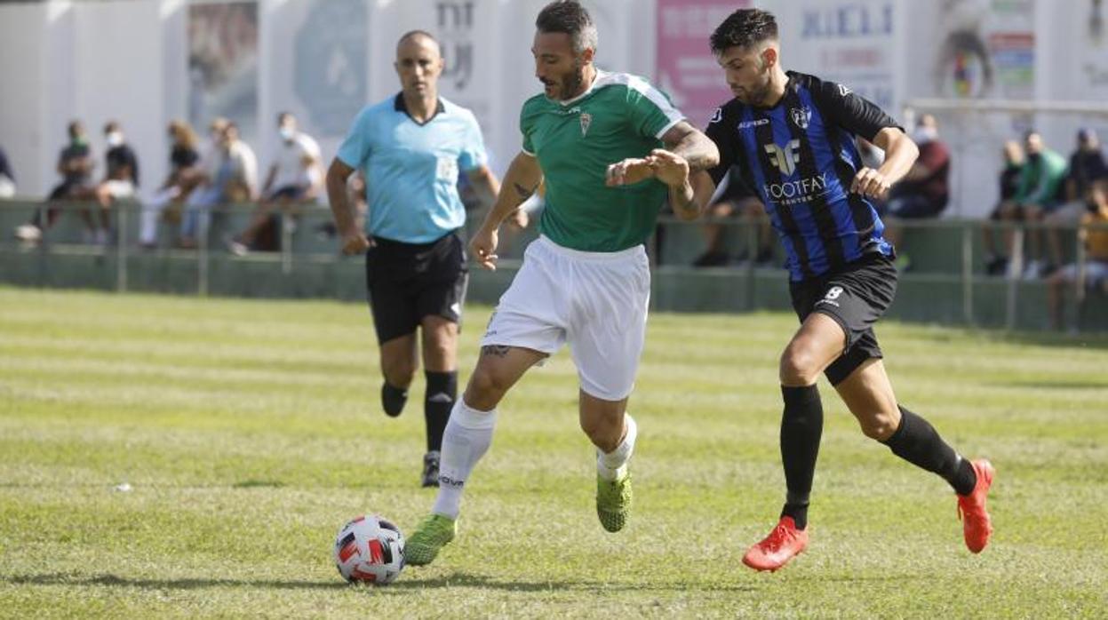 Piovaccari, en el partido ante el Juevntud de Torremolinos