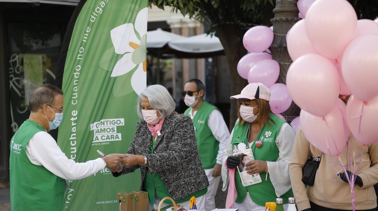 Voluntarias de la Asociación Española Contra el Cáncer (AECC)