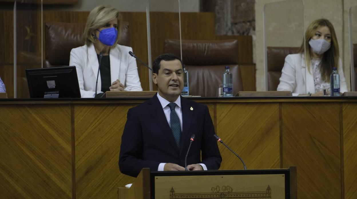 Juanma Moreno, durante el Debate del Estado de la Comunidad