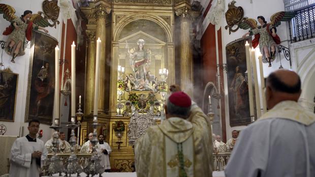 Cultos por el Custodio y show del Teatro Avanti