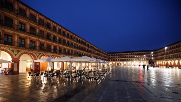 La Junta de Andalucía puede modificar las limitaciones de movilidad y los horarios del toque de queda