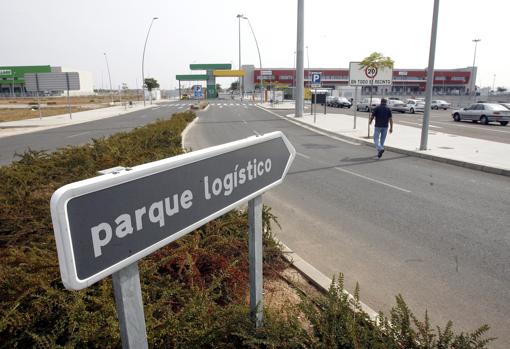 Entrada al parque logístico del Higuerón de la Junta en Córdoba