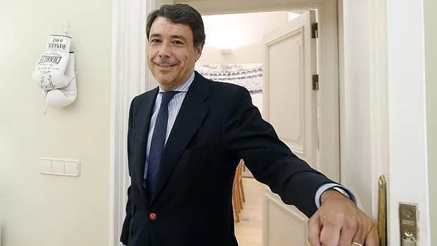 La Audiencia de Málaga también archiva el caso del ático en Estepona del expresidente de Madrid Ignacio González