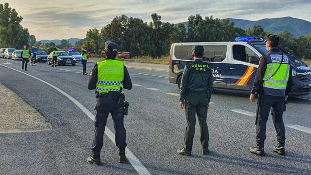 Arrancan los controles policiales en Córdoba por el confinamiento perimetral