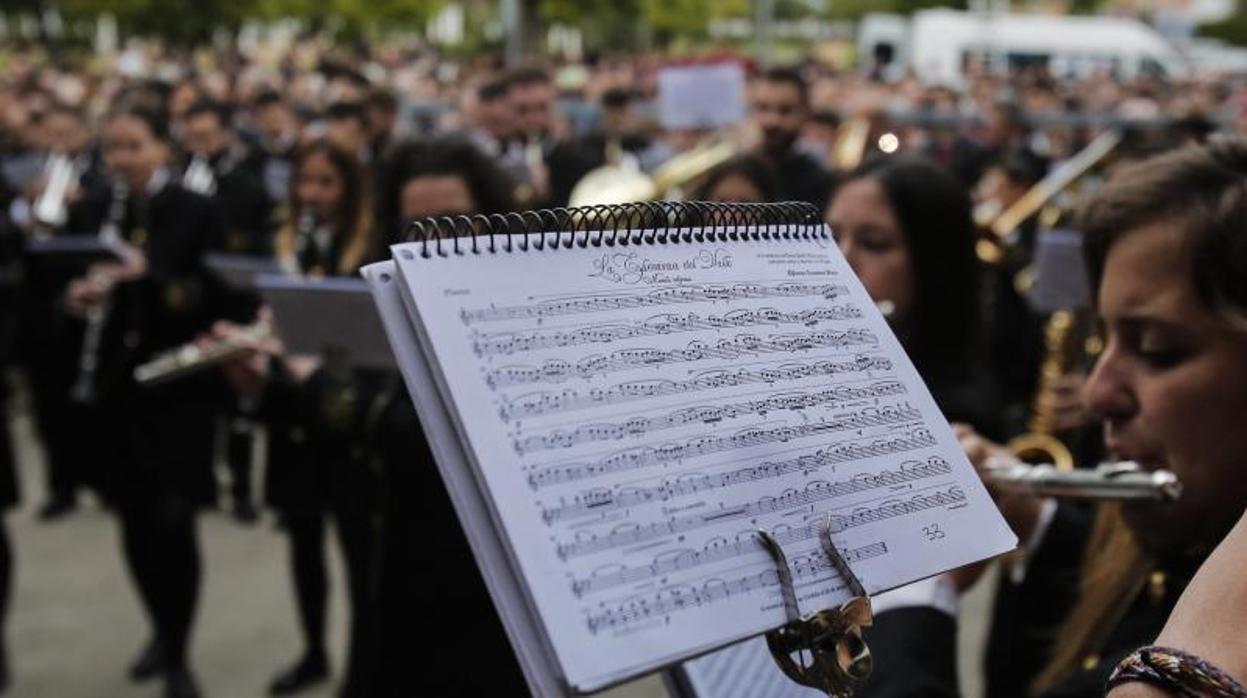 Partirtura de una marcha dedicada a la Esperanza del Valle