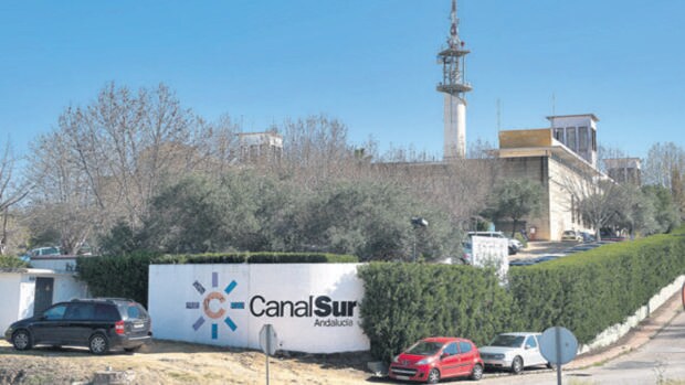 Los trabajadores de Canal Sur, contra el acuerdo de Vox y el Gobierno andaluz