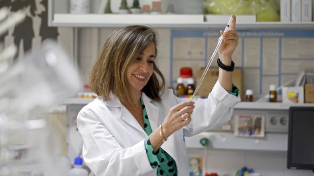 Investigadores de la Universidad de Córdoba | Soledad Cárdenas: el uso de vegetales en el análisis químico