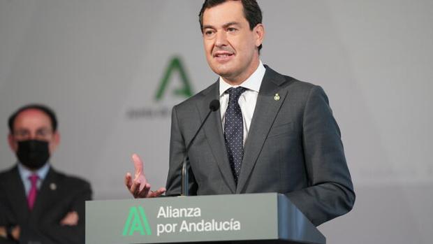 Moreno denuncia el «ataque» a Andalucía del Gobierno por prohibir bajar impuestos a las autonomías