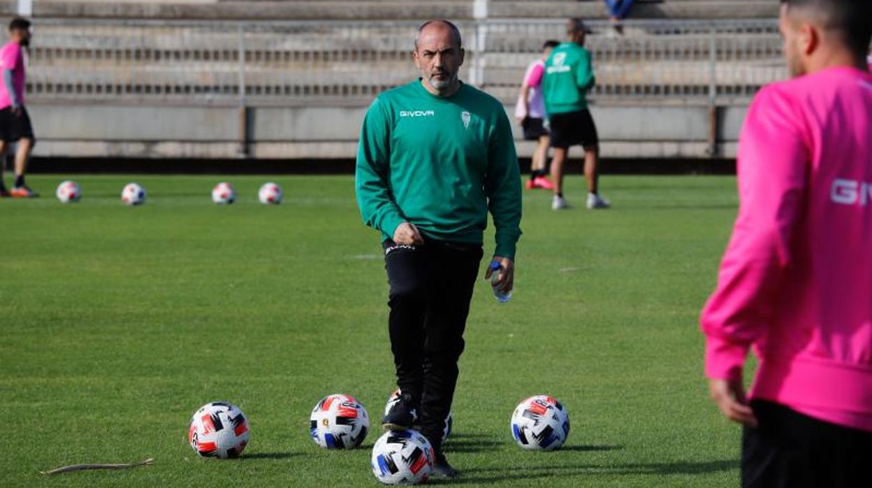 Juan Sabas, durante un entrenamiento en la Ciudad Deportiva