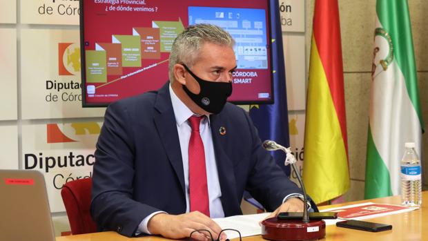 La Diputación de Córdoba adjudica a dedo a un exasesor del PSOE un estudio energético