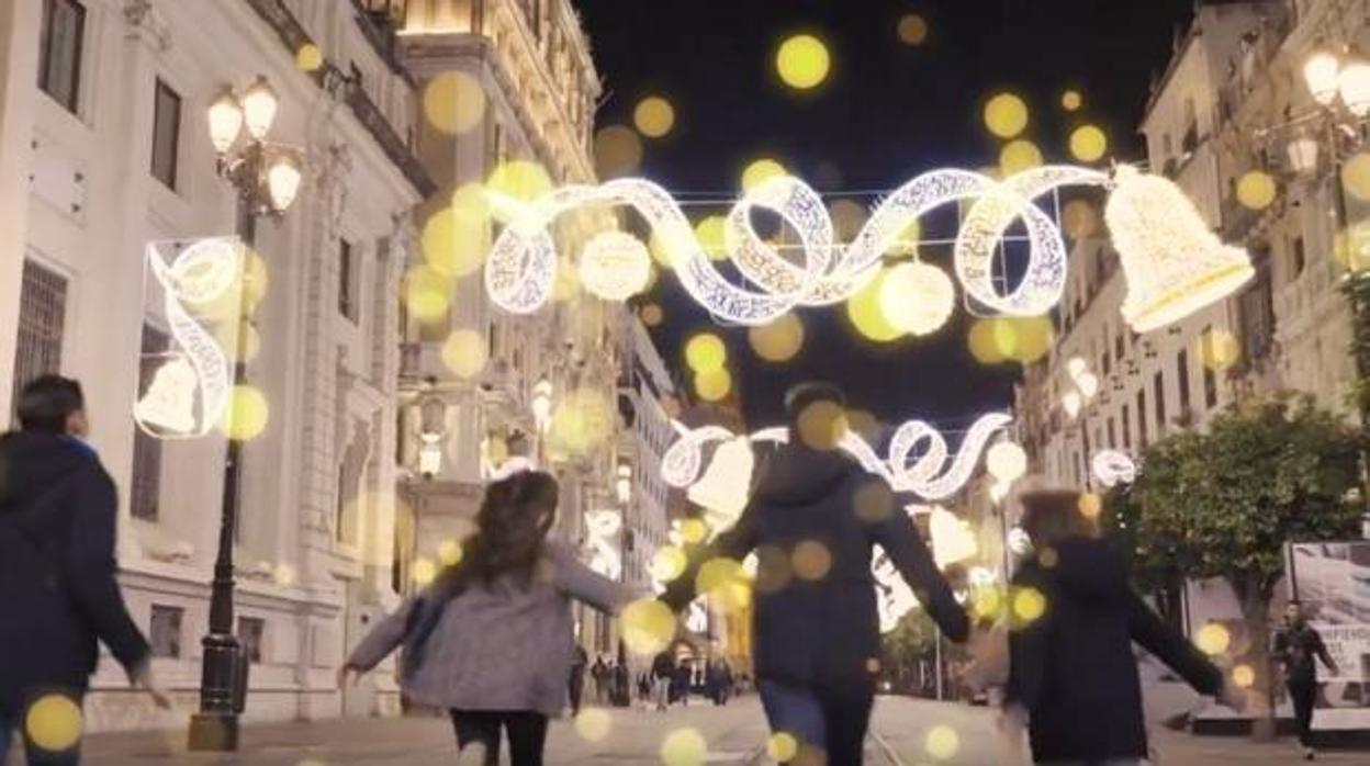 Calle de Sevilla iluminada por Navidad